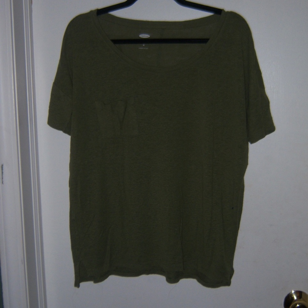 Olive green oversized Old Navy boyfriend tee